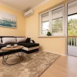 Apartment In Silo - Insel Krk 13445 Lejlighed